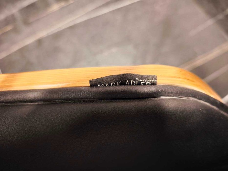 Продавам офис мебели