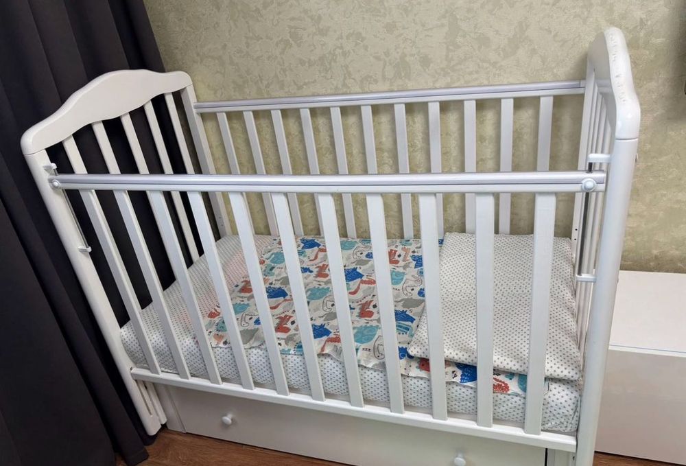 Кроватка детская б/у