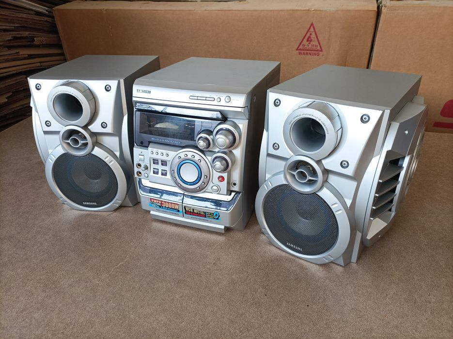 Samsung sentr sotiladi