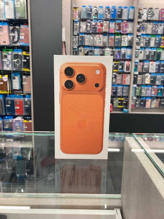 iPhone 17 Pro 256GB / Cosmic Orange