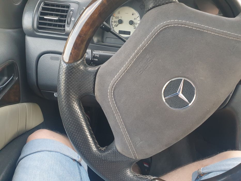 Mercedes ML55AMG v8. W 163