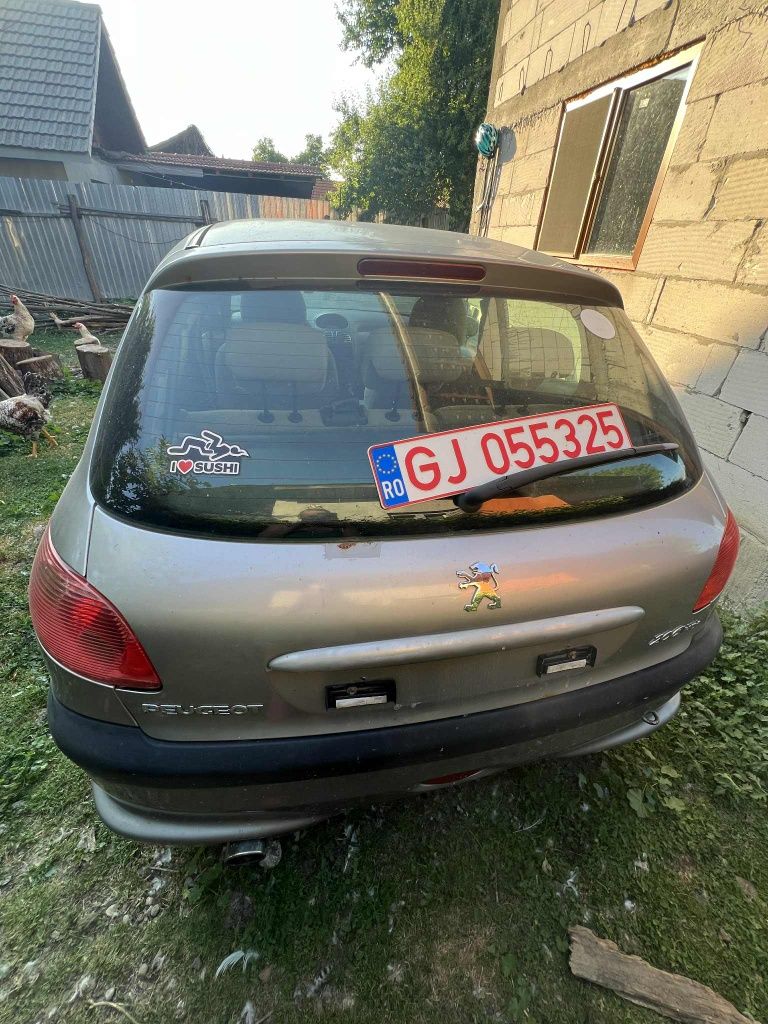 Peugeot 206  an 2004
