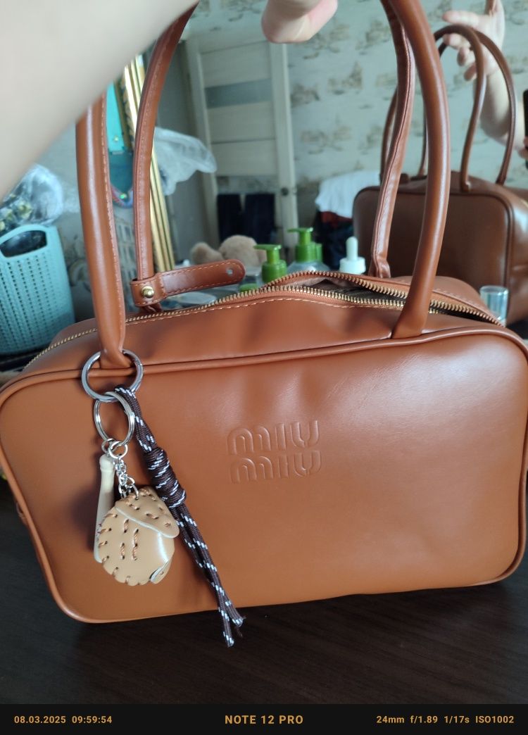 Трендовая сумка Miu Miu