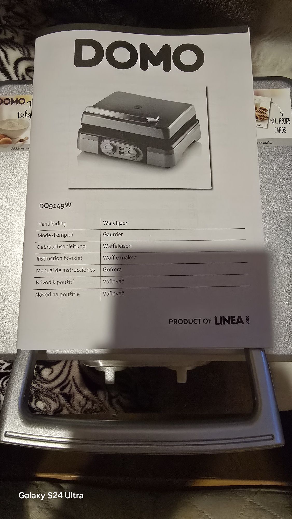 Продавам универсален гофретник  1400 W