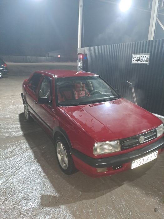 Машина готова к зиме ,2 комплекта резины