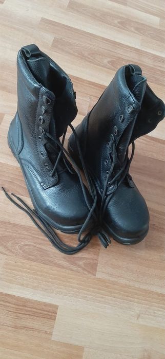 Мужские сапоги кожа новые