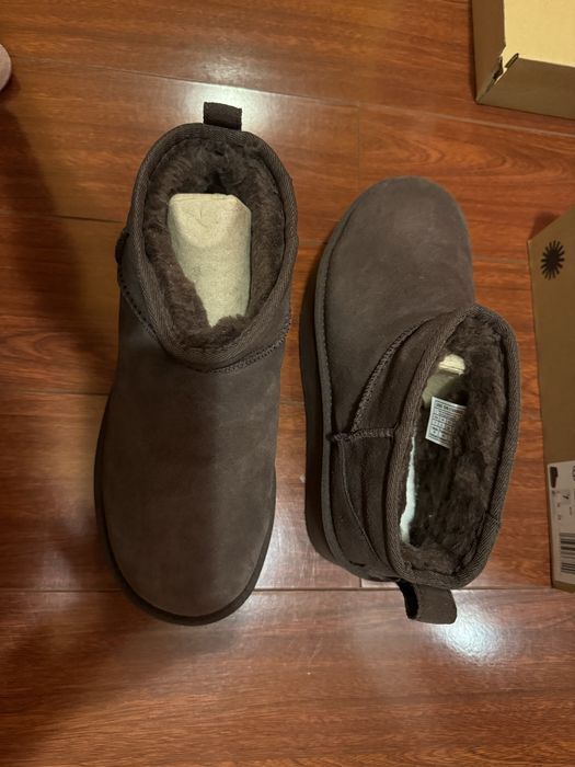 UGG Noi marimea 38