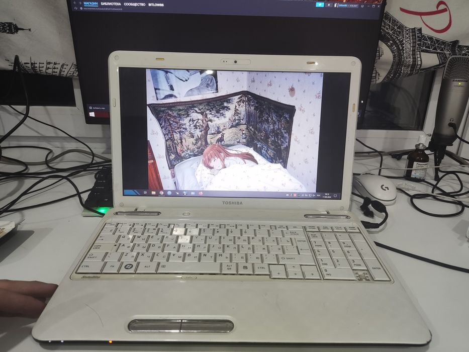 Ноутбук Toshiba Intel core i7(внутренности)