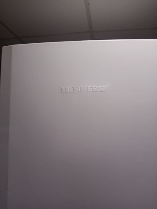 Комбиниран хладилник с фризер Liebherr с 4 чекмеджета 2години гаранция