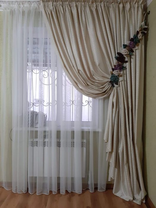 Перде 2 терезеге іші сырты гүлімен