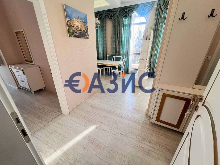 Продава се Двустаен апартамент в к.к. Слънчев бряг - 107 кв.м за 763 €/кв.м - Снимка #5