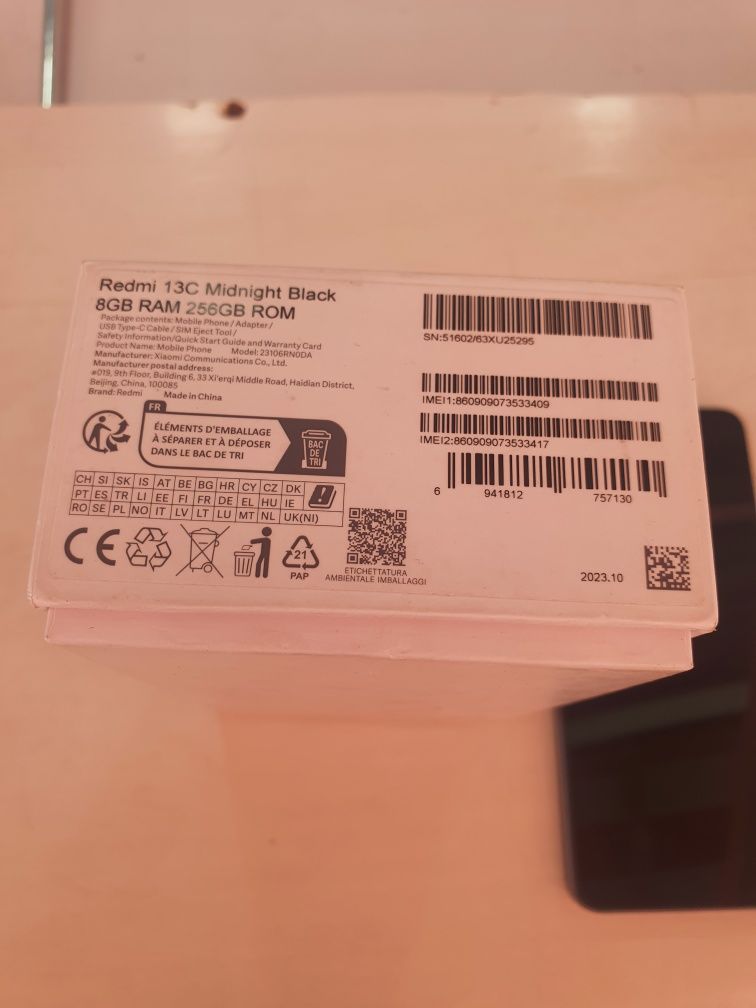 redmi 13C 8 256 gb srochni sotiladi.