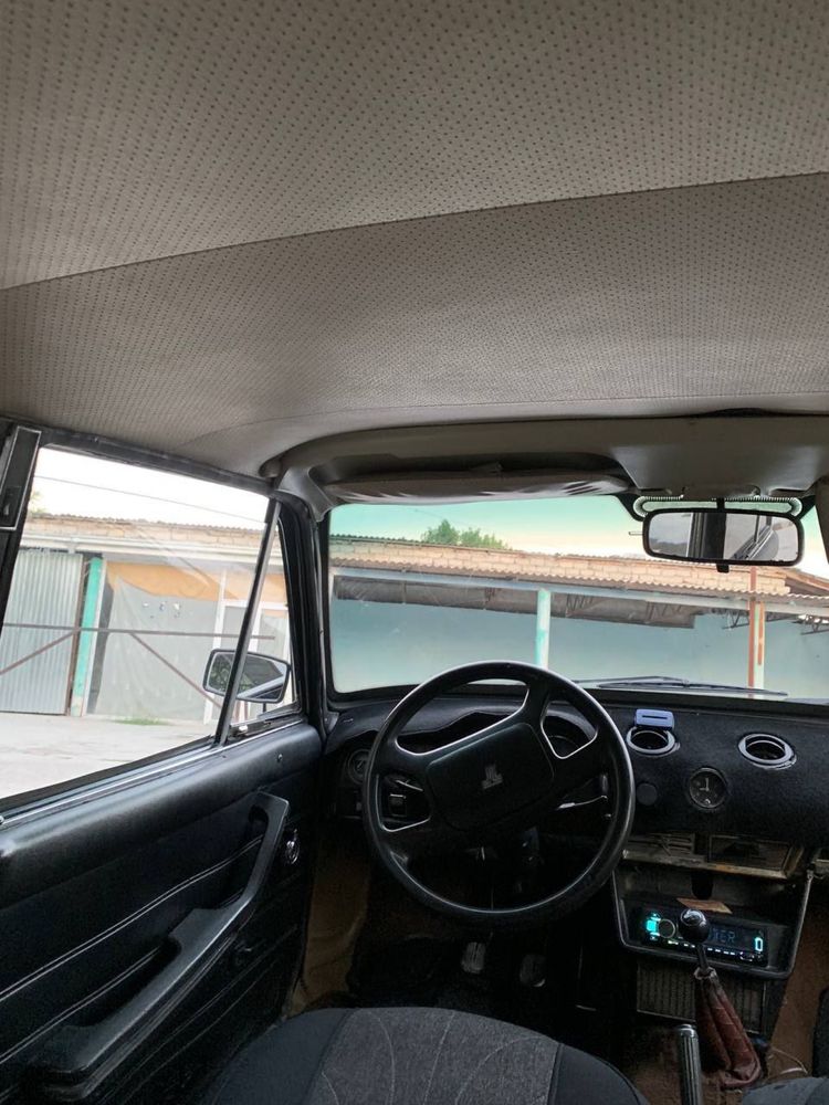 Vaz 2106 sotiladi