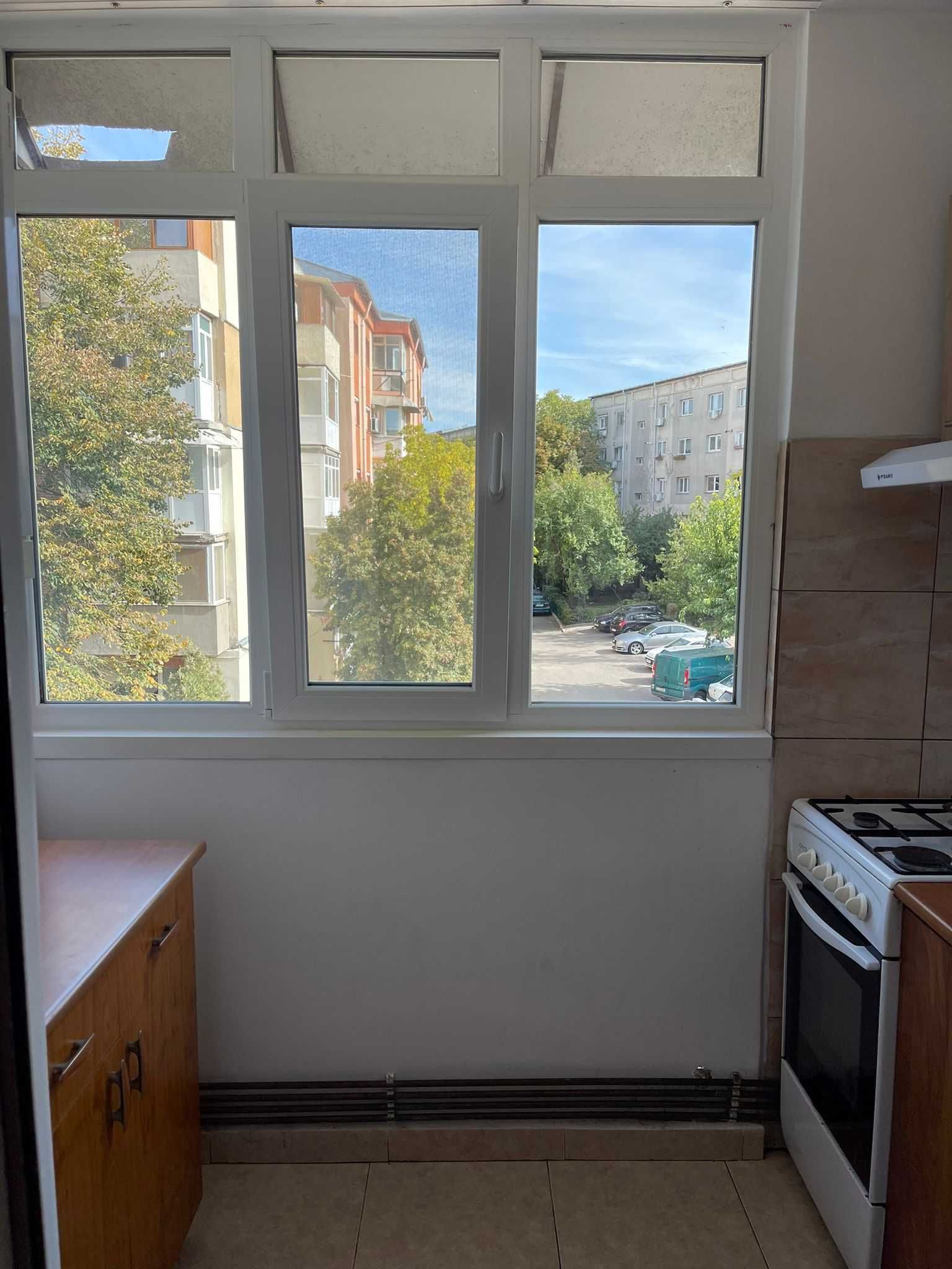 Inchiriez apartament 2 camere