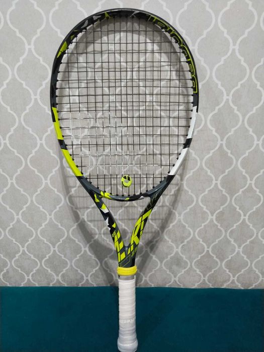 Продам ракетку для большого тенниса