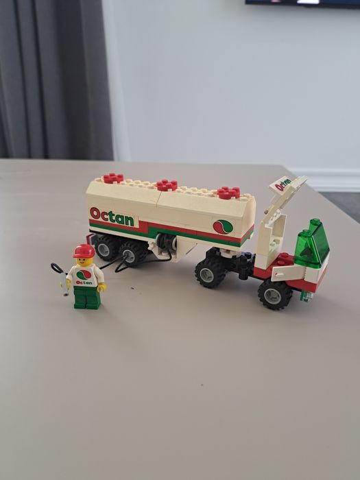 Lego Classic Town Gas Transit 6594-1