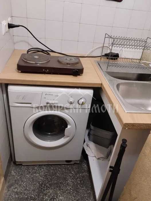 Двустаен в Широк Център