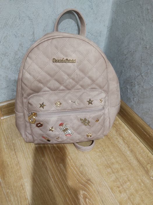 Продам рюкзак  недорого