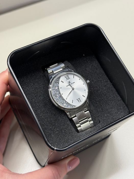 Часовник Daniel Klein