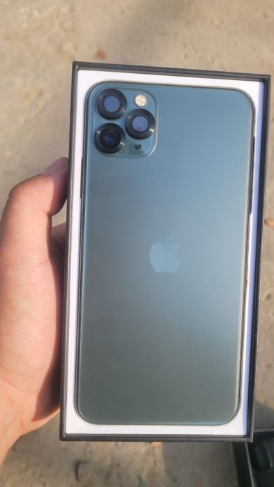 Iphone 11 pro max ideal holatda