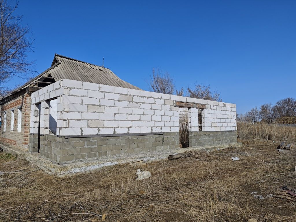 Продам недостроенный дом