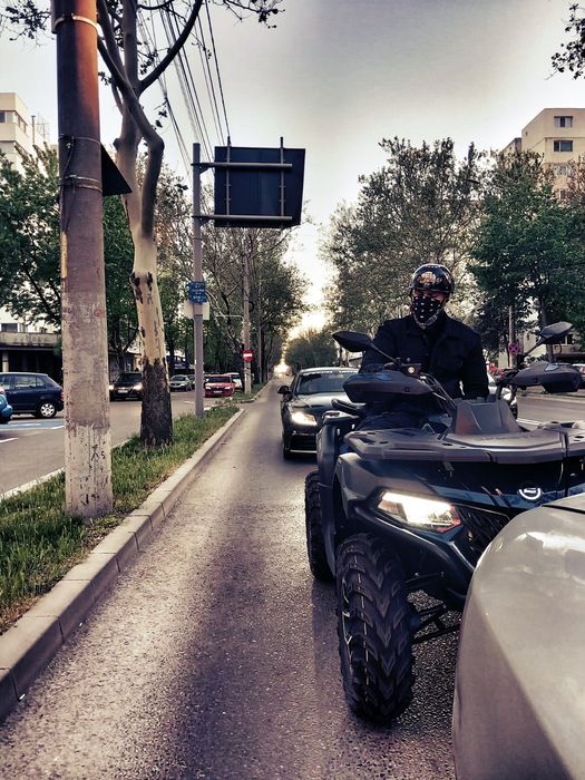 Vând atv CFMOTO 625 L