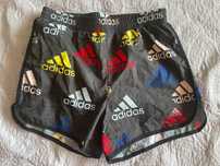 Дамски къси панталони Adidas