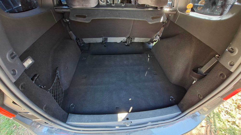 Dacia Lodgy 1.5dci an 2013
Masina ruleaza 2 săptămâni odată la 3 luni.