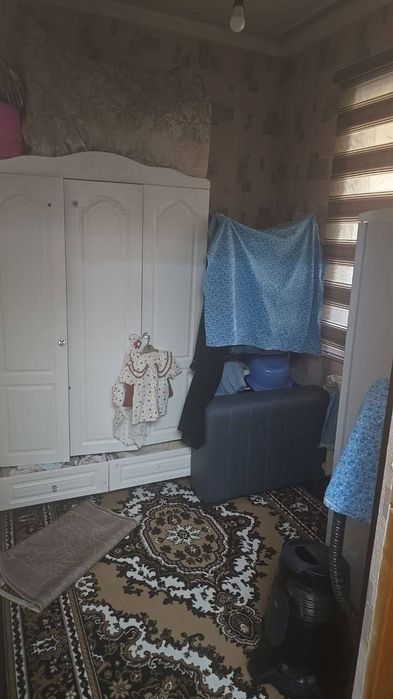 Юнусабад 8 квартал. Продается квартира 2/1/4