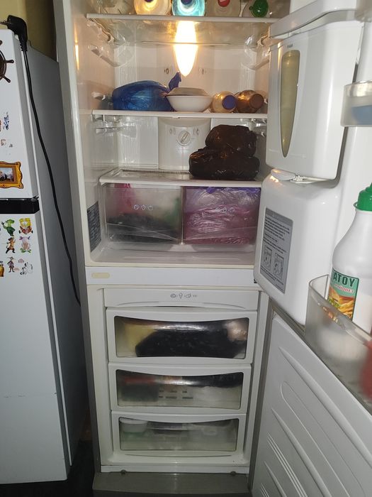 Продам холодильник