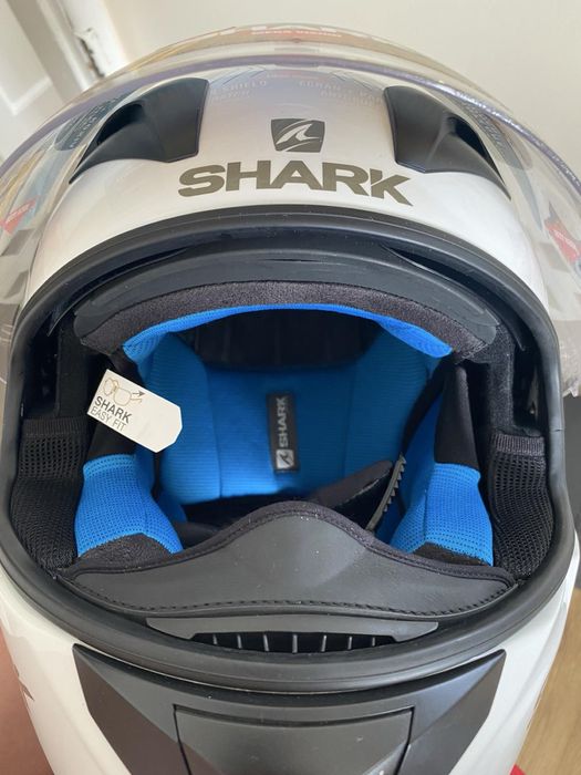 Каска Shark Explore чисто новя