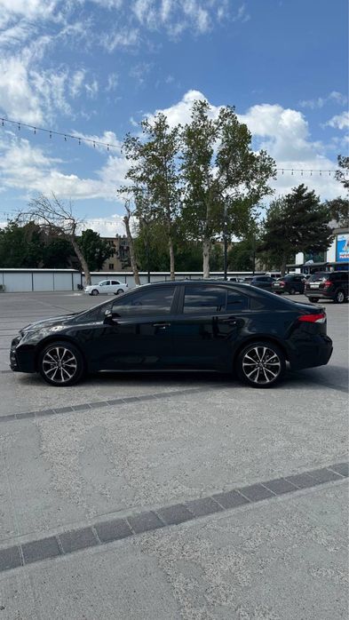 Toyota Levin srochna sotiladi