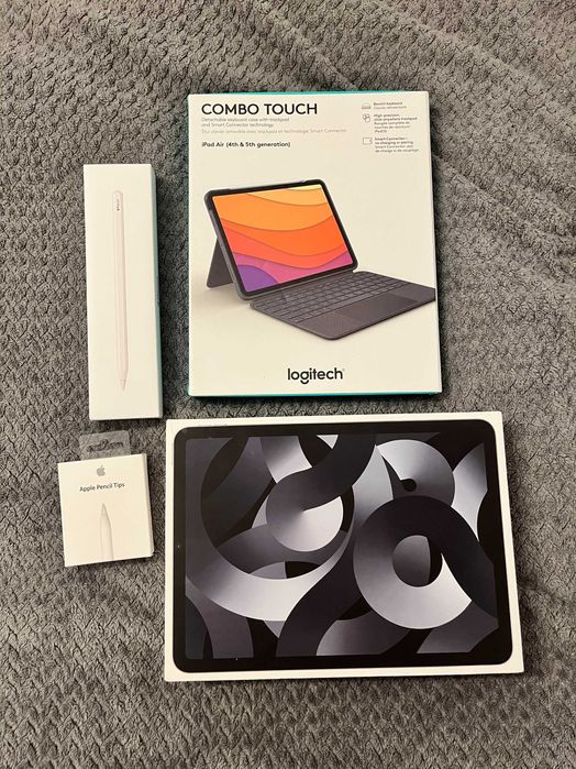 Ipad Air 5 (2022) + Apple Pencil cu Rezerve + Logitech Combo Touch
