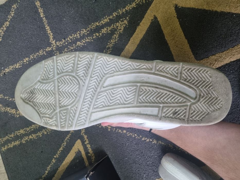 Jordan 4 military black retro mărimea 43!