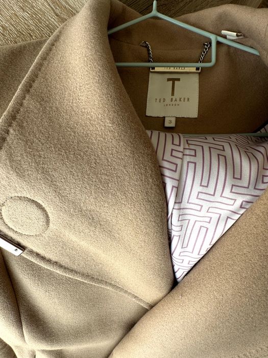 Кафяво дамско палто Ted Baker от 100% вълна