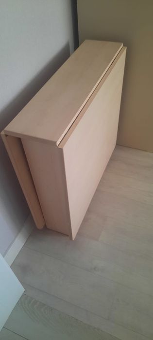 Продам стол тумбу