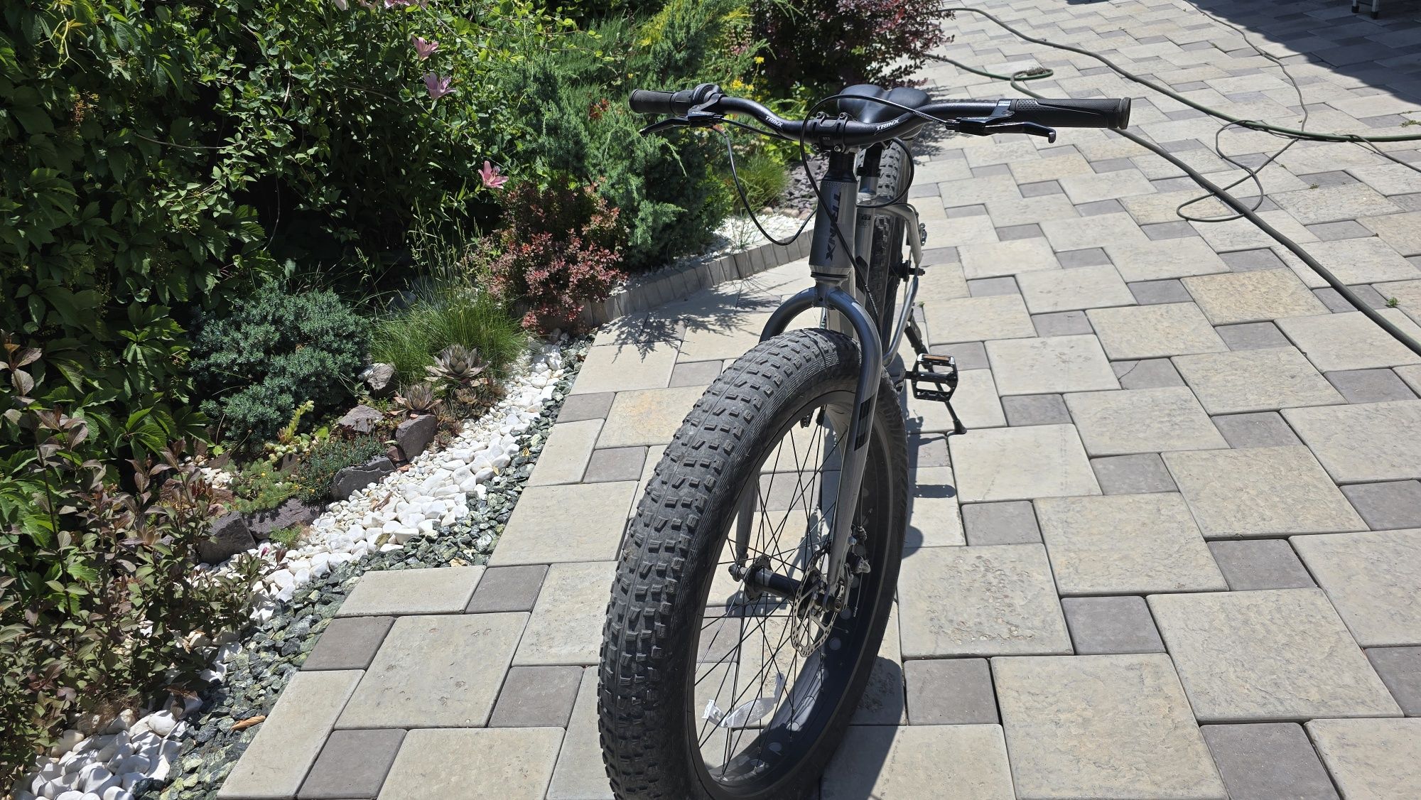TRINX T106 велосипед