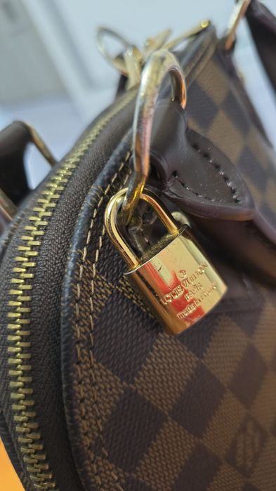 Geantă Louis Vuitton Alma BB