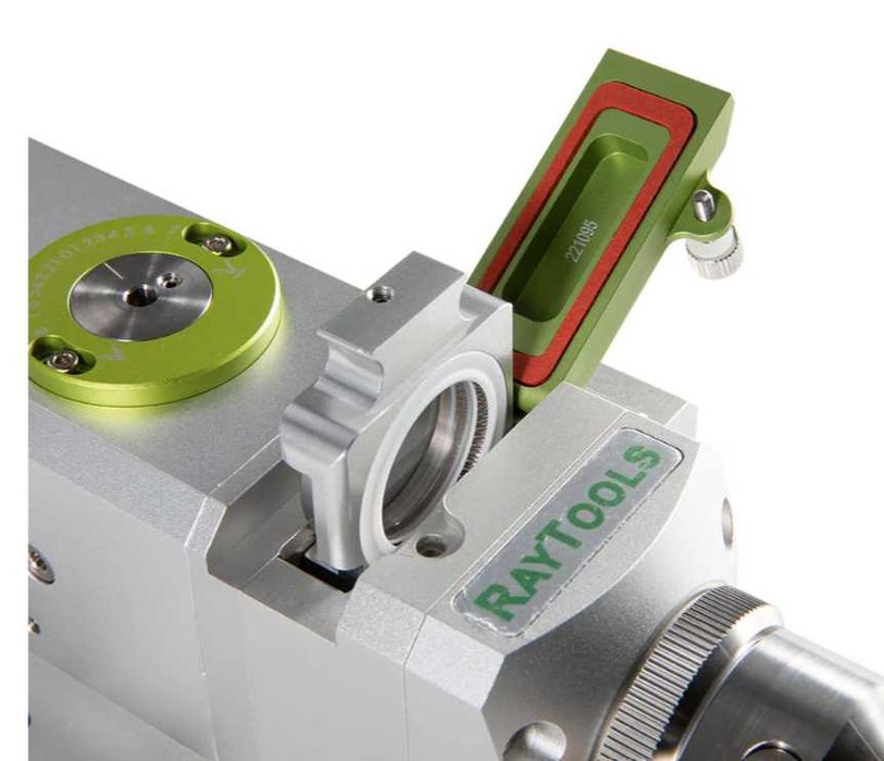 Cap de tăiere cu laser cu fibră Raytools BT210S 0-1.5kW