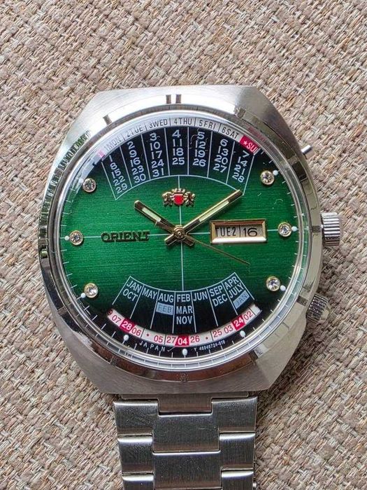 Orient multicalendar automatic