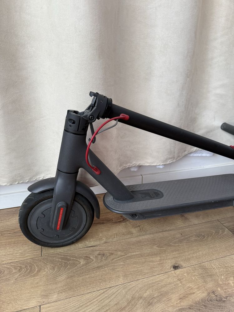 Trotinetă electrică Xiaomi