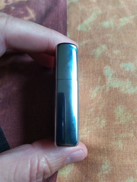 Оригинална бензинова запалка Zippo, нова!