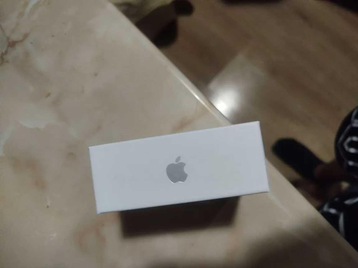 ОРИГИНАЛНИ AirPods 4 (ANC) с Active Noise Cancellation