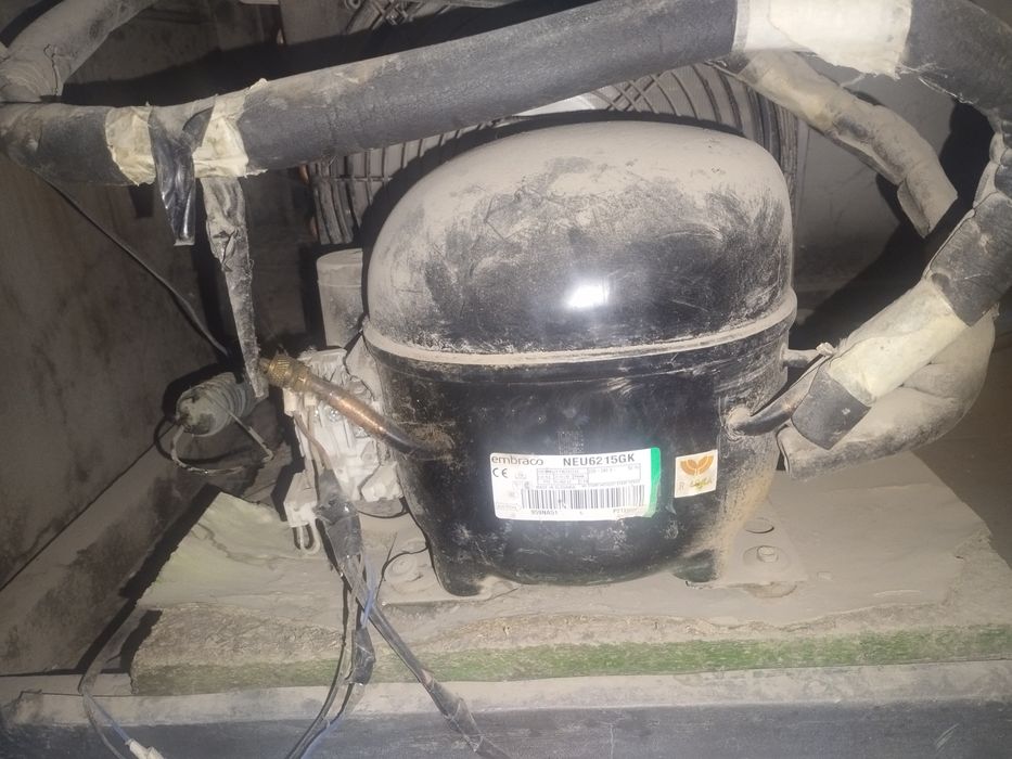 Витрина холодильник EMBRAGO