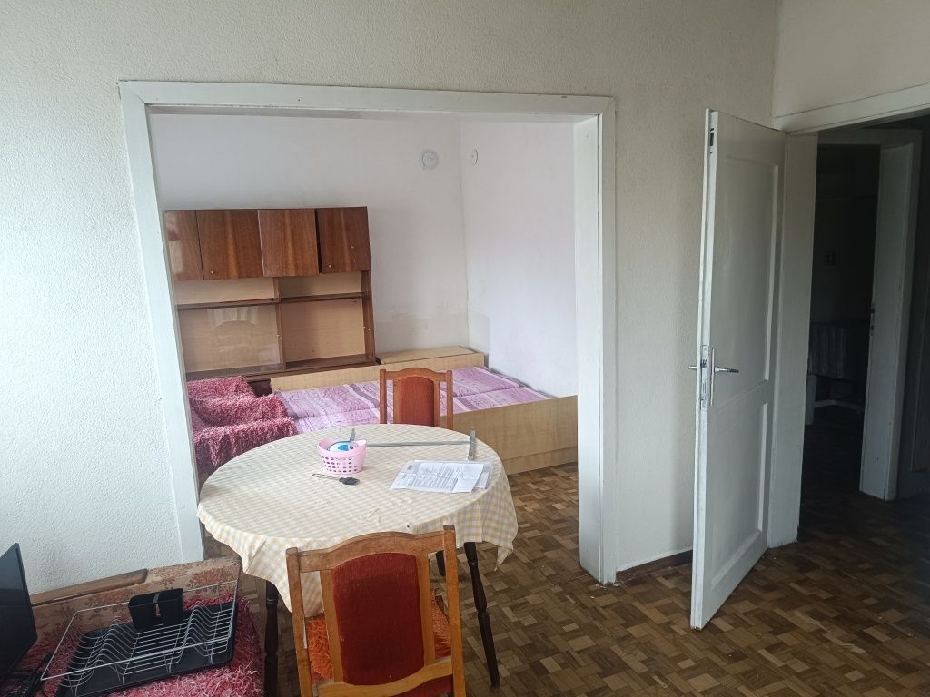 Дава се под наем Четиристаен апартамент в Смолян, Стар център - 80 кв.м за 153 € - Снимка #9