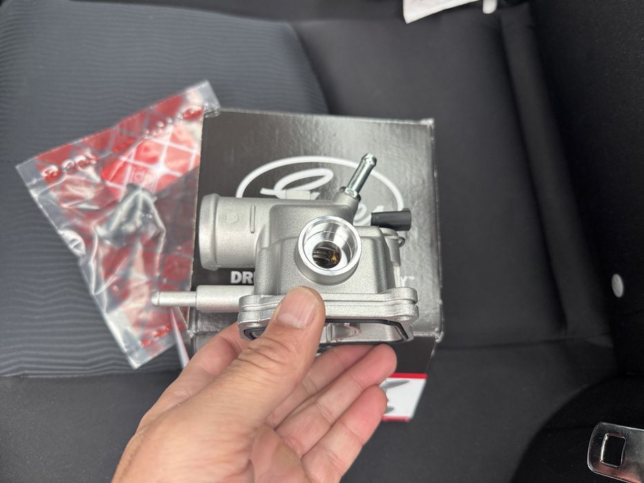 термостат за Мерцедрс C220 CDI