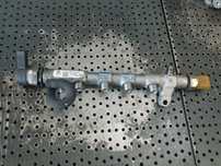 Rampa injectoare cu senzor audi a4 b8 8k audi a5 a6 seat exeo vw golf 6 2.0 tdi 03l130089q