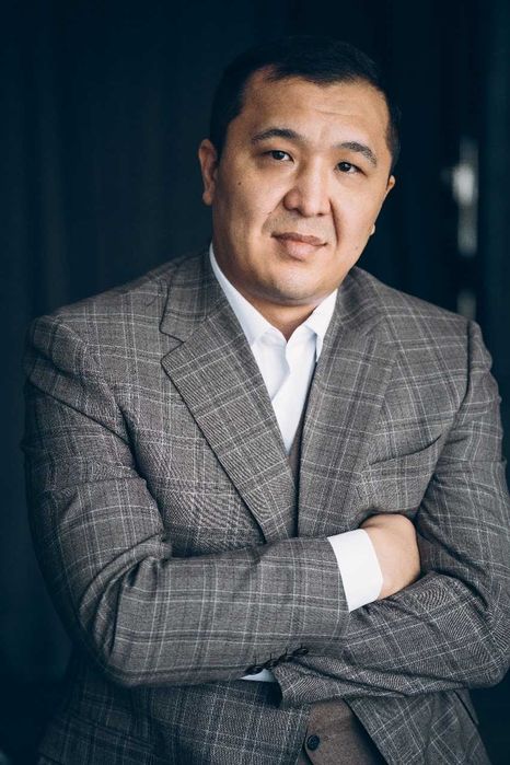 Сильный адвокат, юрист, медиатор