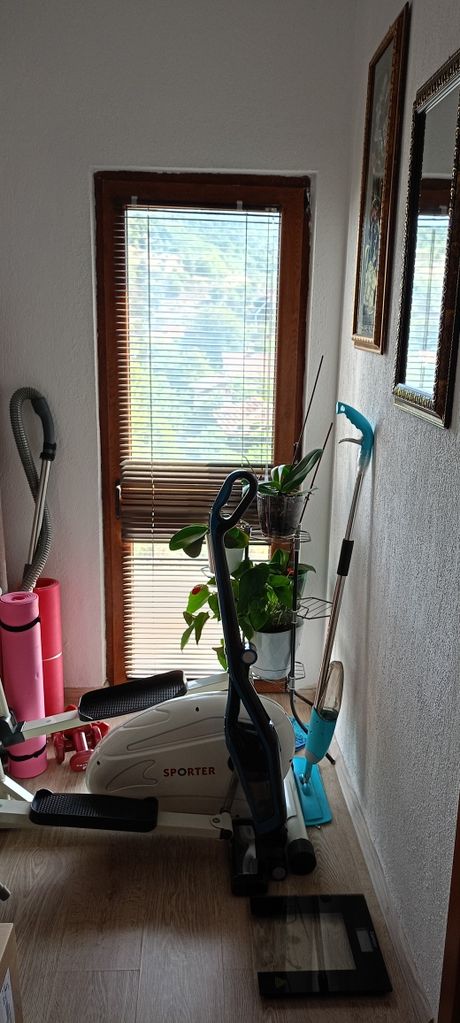Продава се Къща в с. Средногорово, Област Стара Загора - 120 кв.м за 1143 €/кв.м - Снимка #4