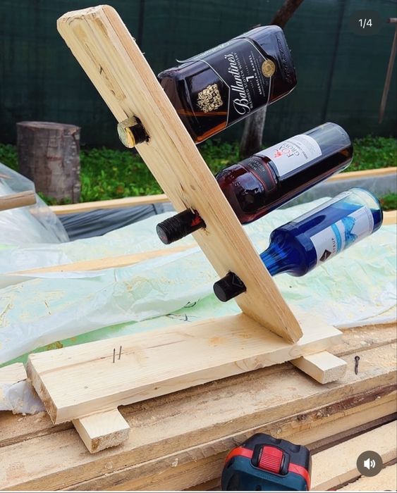 Vand suport/raft de vinuri